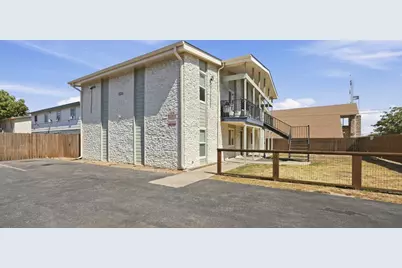 1904 Hearthstone Drive #201, Austin, TX 78757 - Photo 4