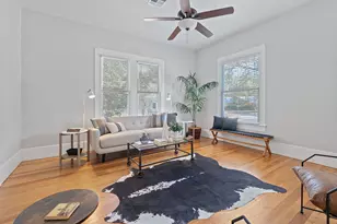 909 Hudgins St, Smithville, TX 78957 - Photo 4