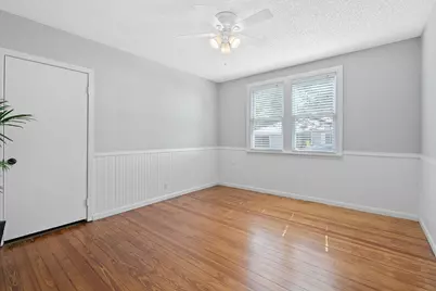 909 Hudgins Street, Smithville, TX 78957 - Photo 24