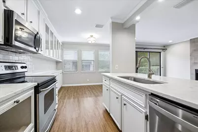 3845 Ranch Road 2222 #33, Austin, TX 78731 - Photo 10