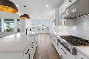 604 Buena Onda Wy, Lakeway, TX 78738 - Photo 8