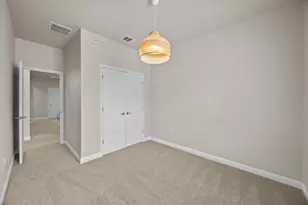 6814 E Riverside Dr, Austin, TX 78741 - Photo 28