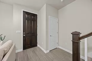 6814 E Riverside Dr, Austin, TX 78741 - Photo 18