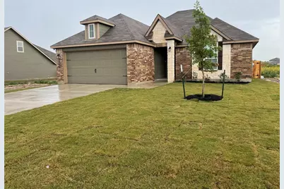 806 Hollyhock Drive, Temple, TX 76502 - Photo 2