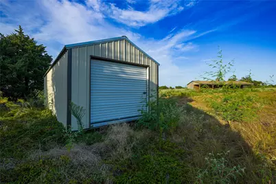 238 County Road 337, Rosebud, TX 76570 - Photo 16