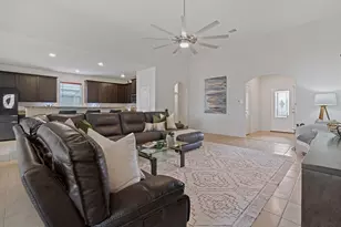 1336 Twin Estates Dr, Kyle, TX 78640 - Photo 4