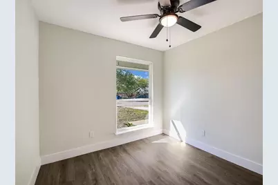 7004 Craybrough Circle, Austin, TX 78724 - Photo 6