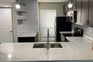 2018 W Rundberg Ln, Austin, TX 78758 - Photo 8