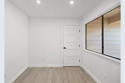 7211 Lakewood Drive #C111, Austin, TX 78750 - Photo 12