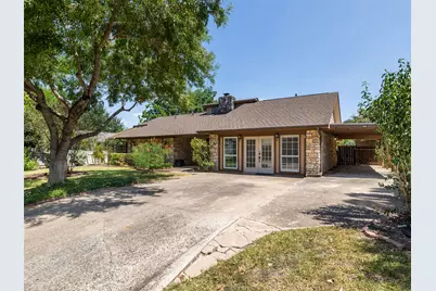 2101 Kent Street, Taylor, TX 76574 - Photo 2