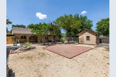 2101 Kent Street, Taylor, TX 76574 - Photo 6