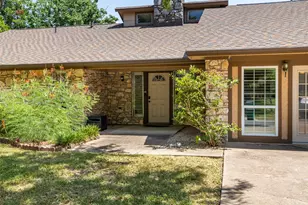 2101 Kent St, Taylor, TX 76574 - Photo 14
