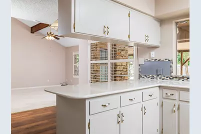 2101 Kent Street, Taylor, TX 76574 - Photo 22