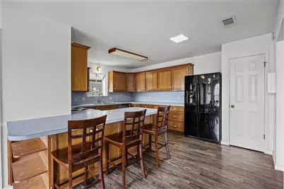 6843 S Lakewood Drive, Georgetown, TX 78633 - Photo 14