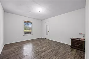 6843 S Lakewood Dr, Georgetown, TX 78633 - Photo 16