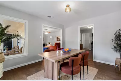 807 E 49th Street, Austin, TX 78751 - Photo 4