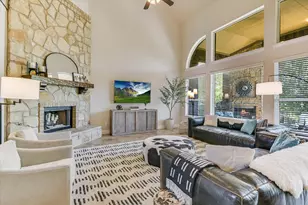 8813 Fescue Ln, Austin, TX 78738 - Photo 2