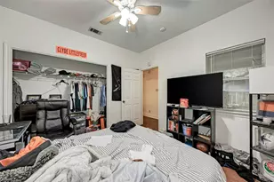 1205 W 22 1/2 St, Austin, TX 78705 - Photo 14