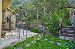 1427 Bonnyview Dr, Canyon Lake, TX 78133 - Photo 20