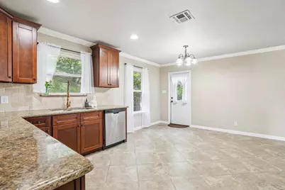 1427 Bonnyview Drive, Canyon Lake, TX 78133 - Photo 14