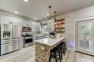 1103 Farm St, Bastrop, TX 78602 - Photo 10