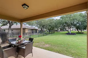 605 Chambers Creek Ct, Georgetown, TX 78633 - Photo 28