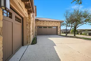 8225 Carranzo Dr, Austin, TX 78735 - Photo 26