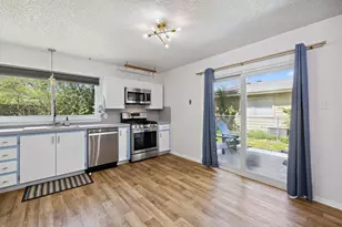 5304 Harvest Ln, Austin, TX 78745 - Photo 20