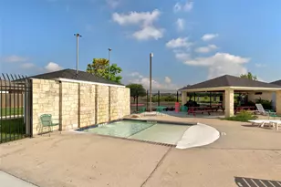 125 Bayliss St, Hutto, TX 78634 - Photo 40