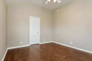 125 Bayliss St, Hutto, TX 78634 - Photo 18