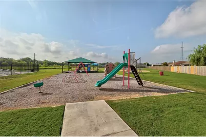 125 Bayliss Street, Hutto, TX 78634 - Photo 30