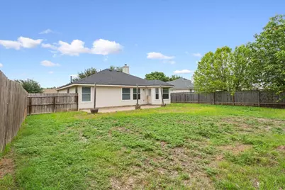 125 Bayliss Street, Hutto, TX 78634 - Photo 22