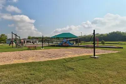 125 Bayliss Street, Hutto, TX 78634 - Photo 38