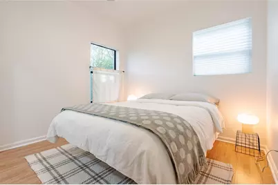 933 E 51st Street, Austin, TX 78751 - Photo 30