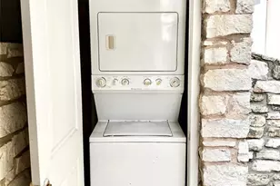 2818 Nueces St, Austin, TX 78705 - Photo 6