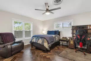 705 Whitehead St, Smithville, TX 78957 - Photo 26