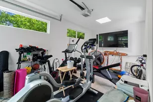 1023 E 45th St, Austin, TX 78751 - Photo 30