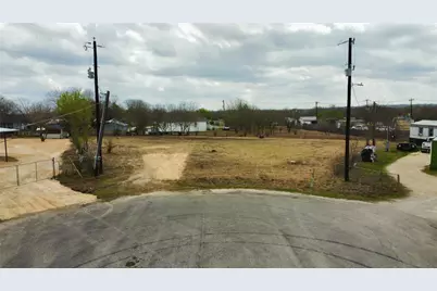 104 Sun Cove, Kyle, TX 78640 - Photo 1