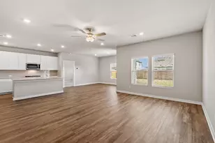 247 Red Tail Hawk Ln, Cedar Creek, TX 78612 - Photo 12