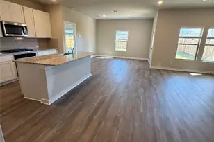 247 Red Tail Hawk Ln, Cedar Creek, TX 78612 - Photo 12