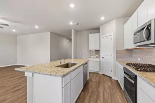 247 Red Tail Hawk Ln, Cedar Creek, TX 78612 - Photo 10