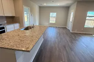 247 Red Tail Hawk Ln, Cedar Creek, TX 78612 - Photo 10