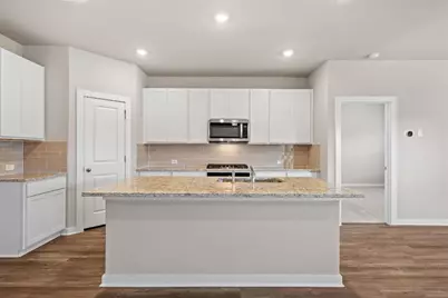 247 Red Tail Hawk Lane, Cedar Creek, TX 78612 - Photo 6