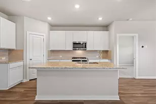 247 Red Tail Hawk Ln, Cedar Creek, TX 78612 - Photo 6