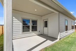 247 Red Tail Hawk Ln, Cedar Creek, TX 78612 - Photo 24