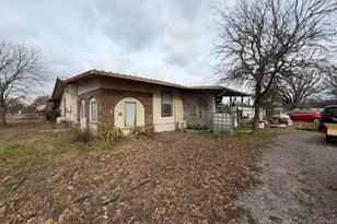 192 Edmonson Ln, Cedar Creek, TX 78612 - Photo 2