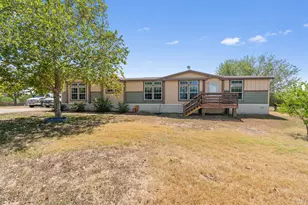 13111 Elm Grove Rd, Buda, TX 78610 - Photo 6