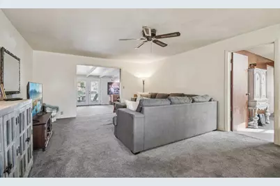 902 Turney Street, Smithville, TX 78957 - Photo 10