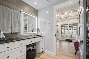 902 Turney St, Smithville, TX 78957 - Photo 24