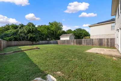 906 Indian Meadow Drive, Georgetown, TX 78626 - Photo 32